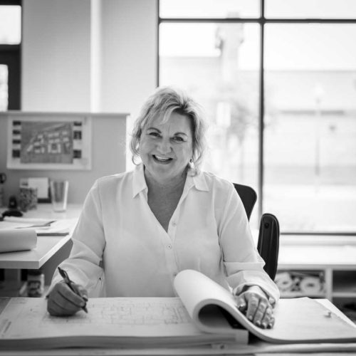 Leslie Weisshaar